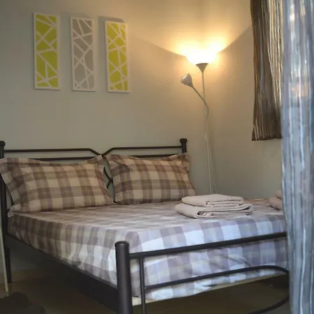 Cosy 2 Close To The Center Apartment Thessaloniki